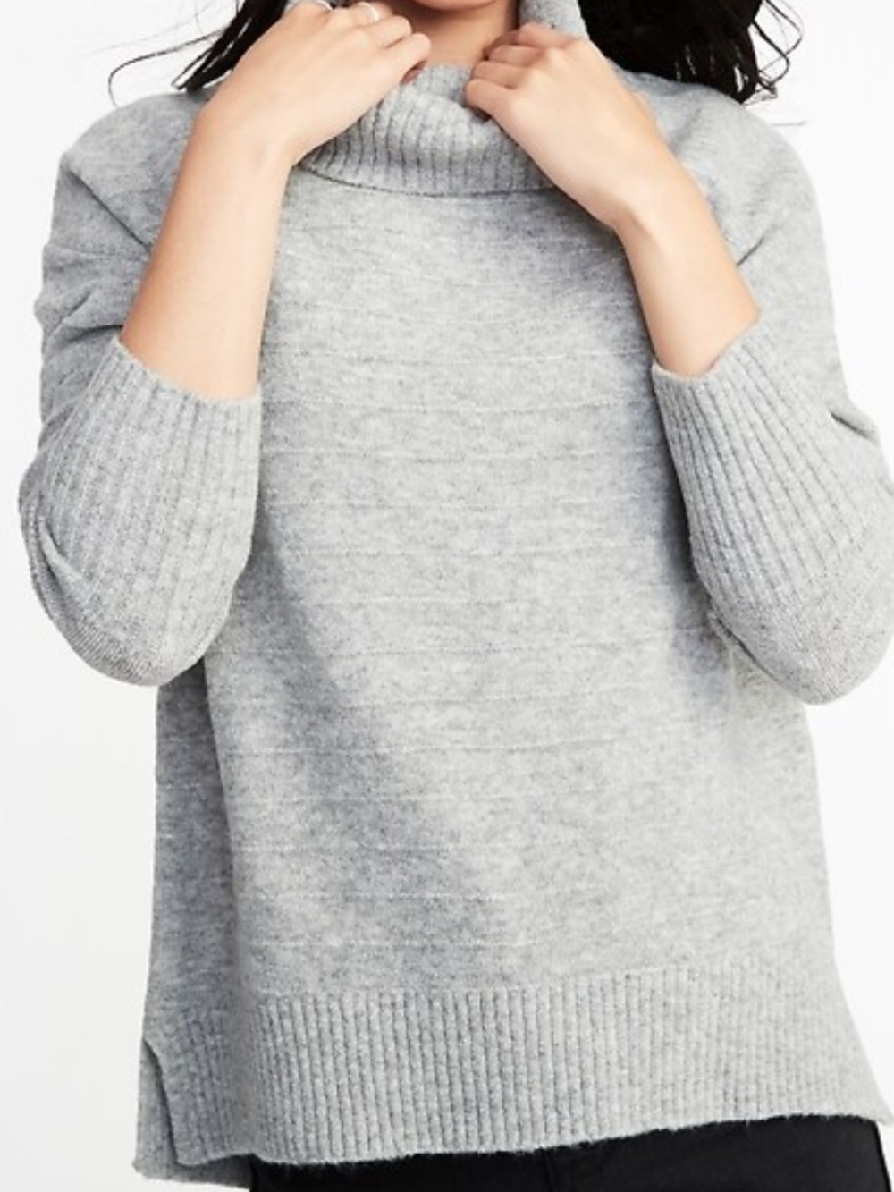 Old Navy - Women's Slouchy Stitch Cowl-Neck Turtleneck Sweater. Size Large. Gray